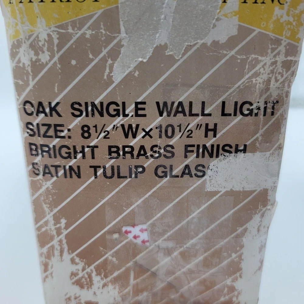VTG Patriot Lighting Oak Wood Single Wall Light Brass Satin Tulip Glass Sconce